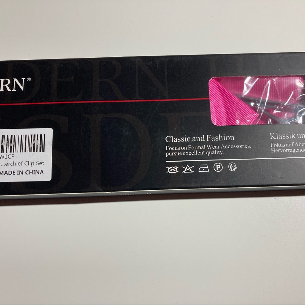 Pink Tie w/ Pocket Square NWT
